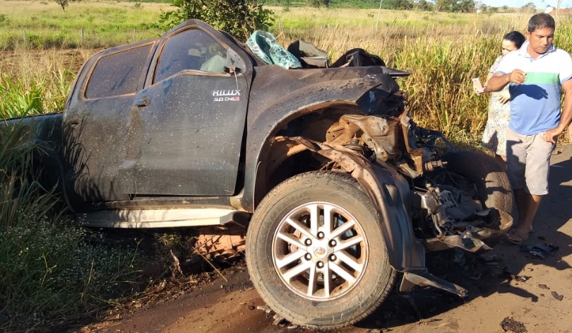 Empresário morre em acidente envolvendo caminhonete e&nbsp;carreta
