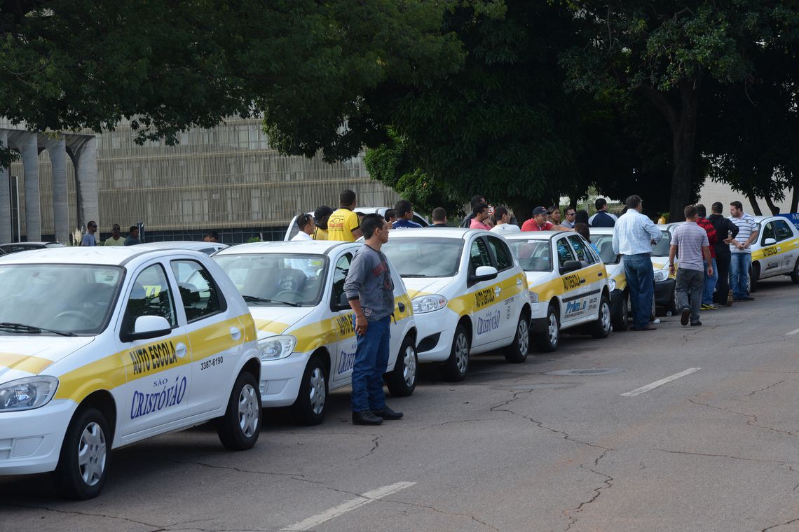 Governo acaba com obrigatoriedade de simulador para tirar carteira