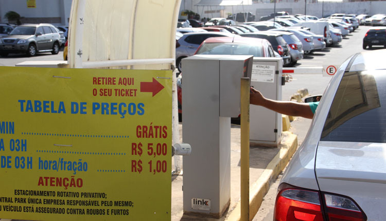 Suspensa gratuidade de 30 minutos em estacionamentos privados de São&nbsp;Luís