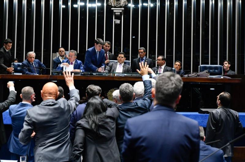 Plenário derruba decreto presidencial com a flexibilização da posse de&nbsp;armas