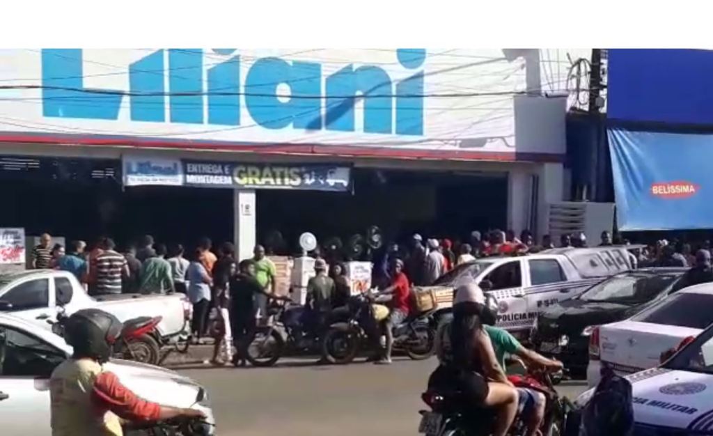 Assalto à loja Liliani termina com quatro&nbsp;presos