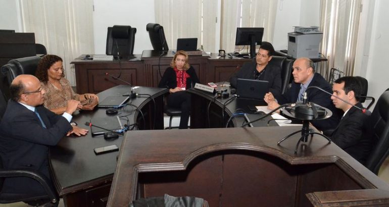 Greve de professores em Paço do Lumiar chega ao fim após acordo na&nbsp;Justiça