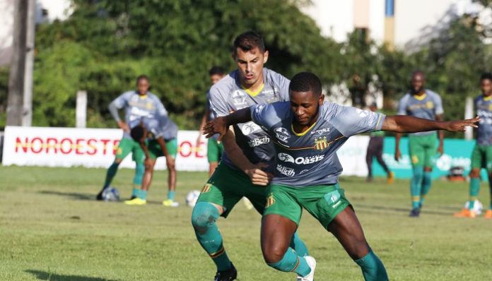 Sampaio segue na preparação para enfrentar o&nbsp;Imperatriz