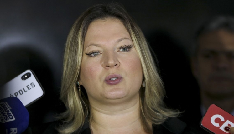 Joice Hasselmann afirma que teve celular hackeado: ”isso é caso de&nbsp;polícia”