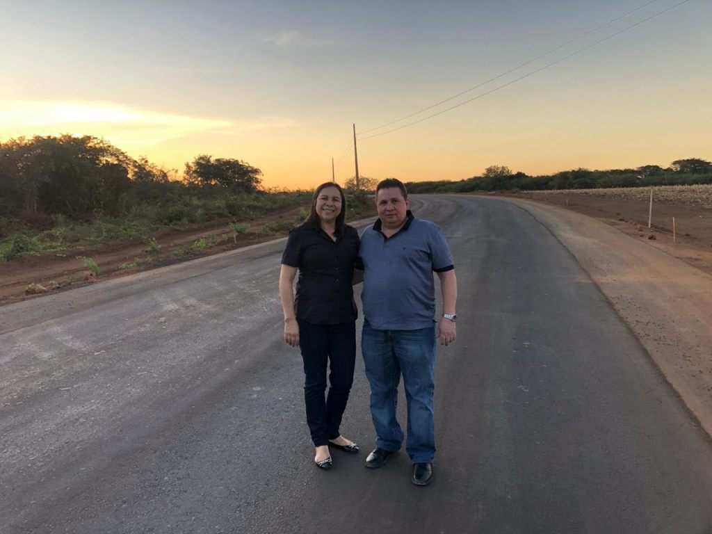 Deputado Ariston visita obras de pavimentação da&nbsp;MA-270