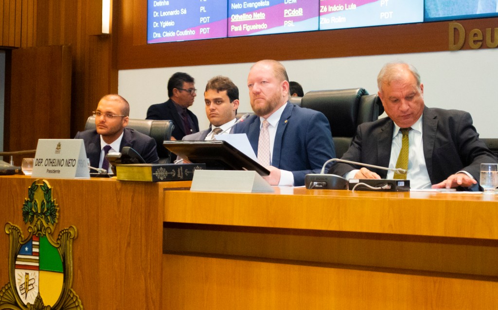 Othelino Neto destaca importância dos deputados retornarem às bases no recesso&nbsp;parlamentar
