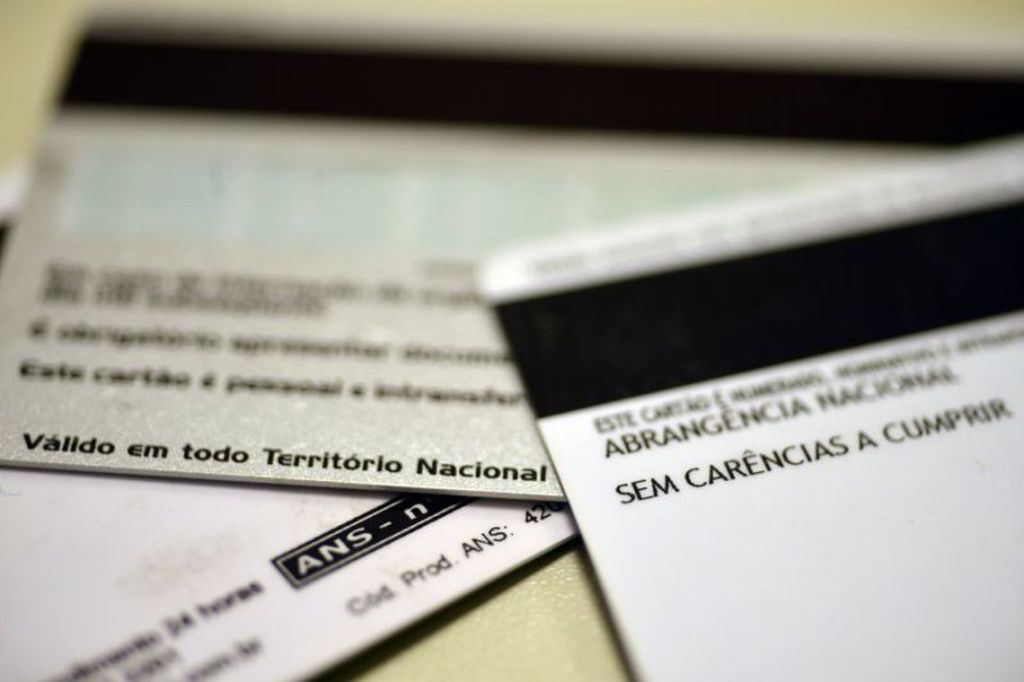 ANS limita reajuste de planos de saúde individuais e familiares a&nbsp;7,3%