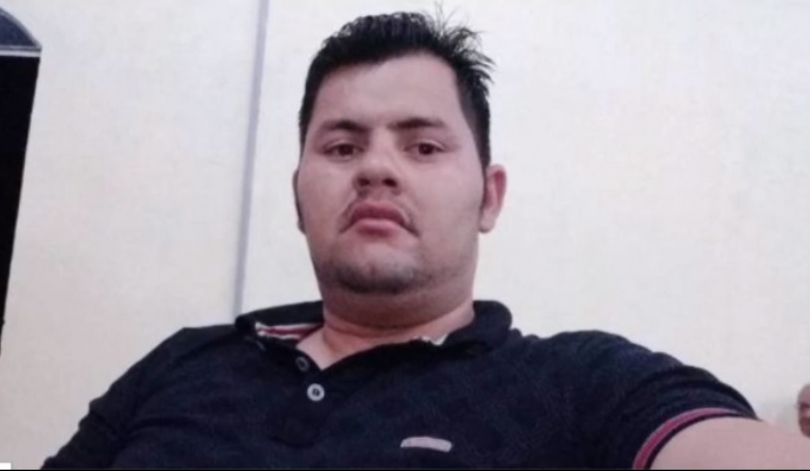 Tio morre afogado ao tentar salvar sobrinha que desapareceu em&nbsp;praia