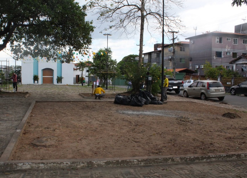 Governo do Estado realiza ações para revitalização da praça no Outeiro da&nbsp;Cruz