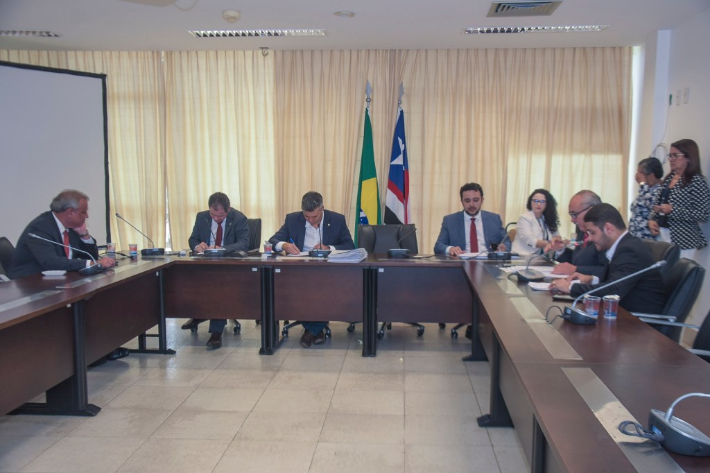 CCJ volta às atividades e aprova projeto de lei que institui o sistema estadual “A Mulher na&nbsp;Política”