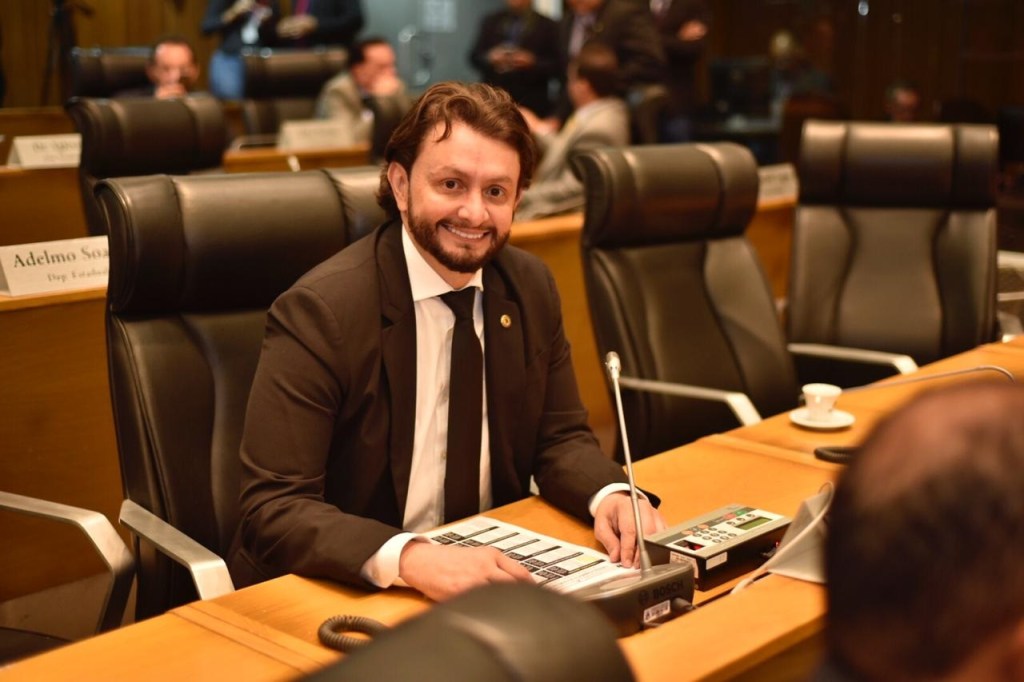 Deputado Dr. Leonardo Sá destaca sanção da lei que institui a “Casa do Idoso” no&nbsp;Maranhão
