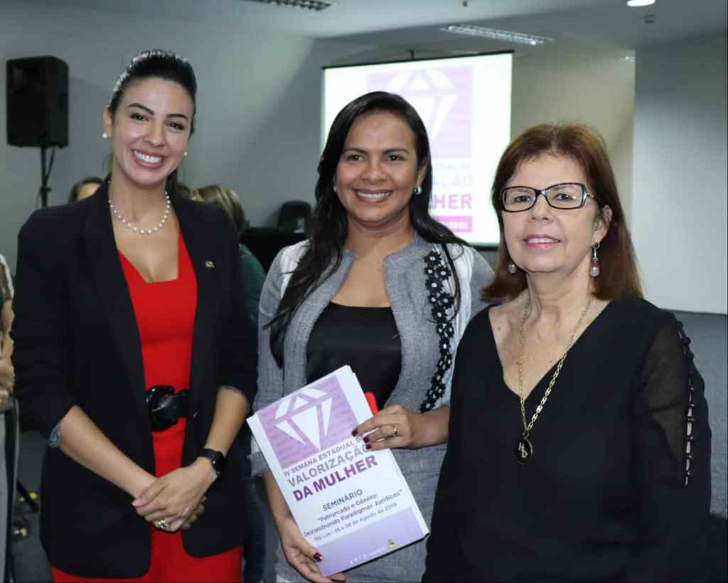 Daniella Tema participa da abertura da IV Semana de Valorização da Mulher em São&nbsp;Luís
