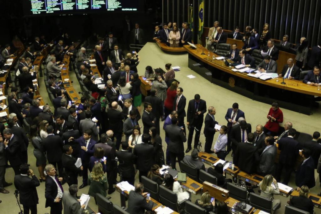 Votação da reforma da Previdência em segundo turno deve começar&nbsp;hoje