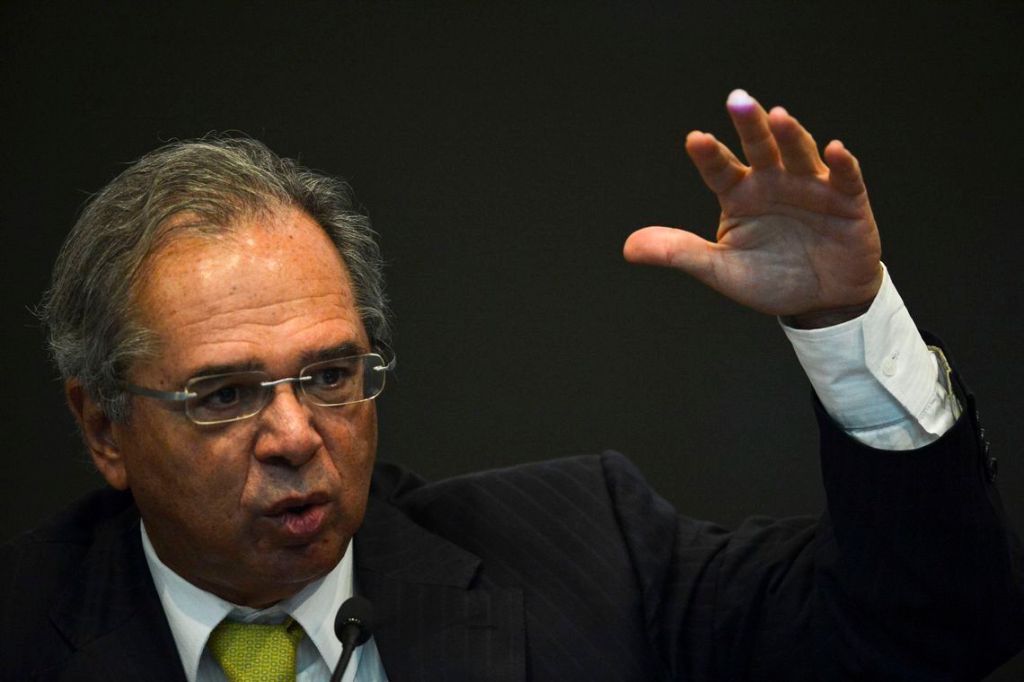 Guedes: Brasil sai do Mercosul se Argentina frear abertura do&nbsp;bloco