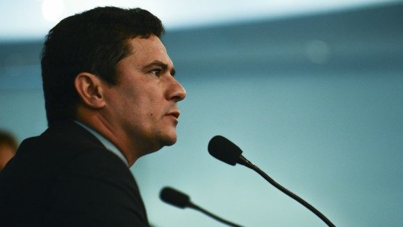 Moro acusa de calúnia o presidente da OAB, que pede para governo evitar&nbsp;conflito