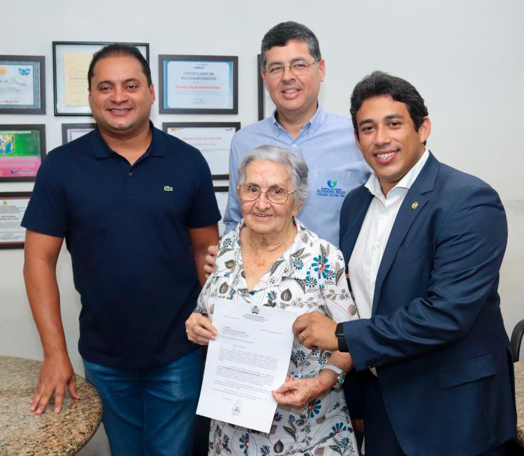 Osmar Filho acompanha Weverton em visita ao Aldenora Belo e anuncia recursos para custeio da&nbsp;instituição