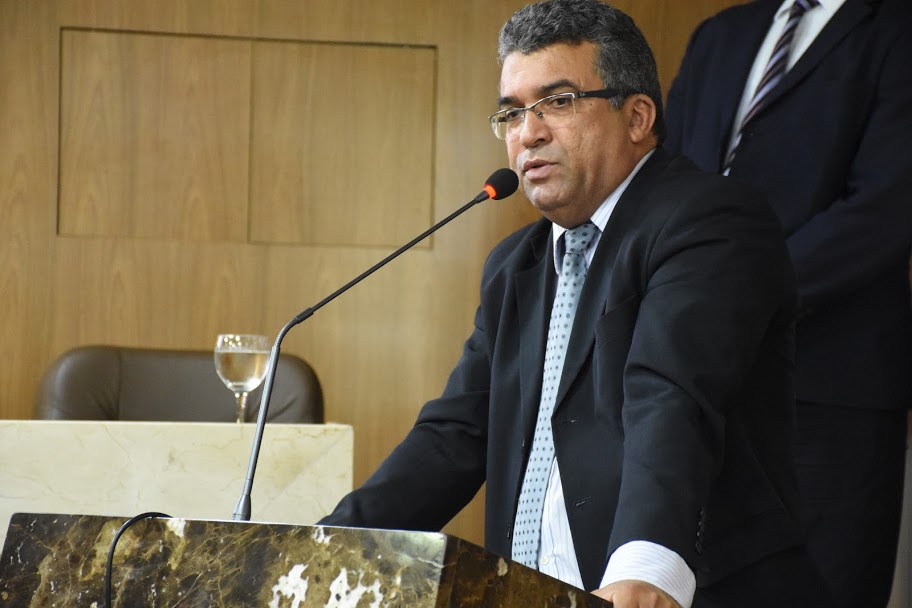 Vereador solicita que DNIT construa passarelas ao longo da&nbsp;BR-135