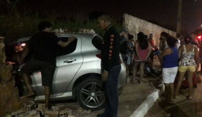 Locutor Laska Campos sofre acidente na avenida dos&nbsp;Franceses