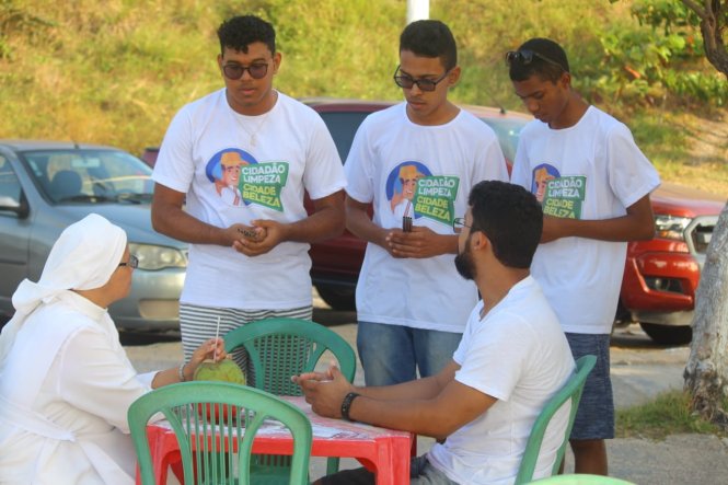 Prefeitura de São Luis realiza ação de conscientização sobre limpeza das praias da&nbsp;capital