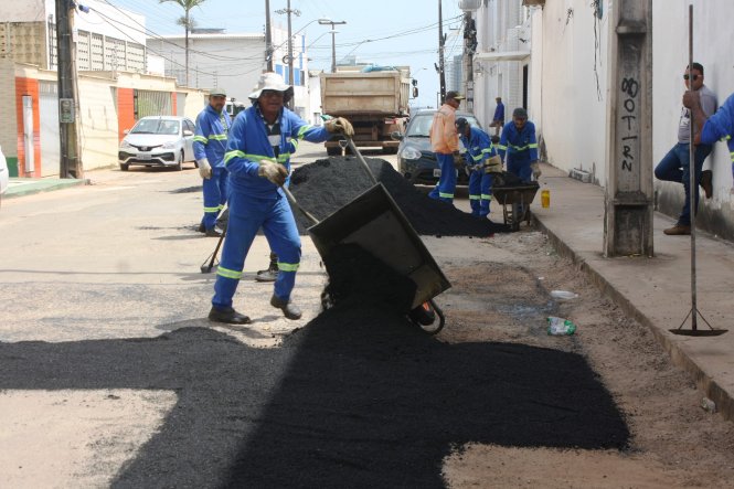 Prefeitura de São Luís trabalha na recuperação da pavimentação de ruas e avenidas da&nbsp;capital