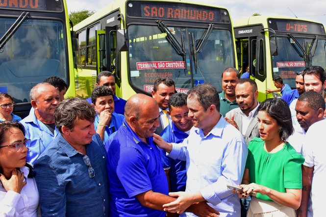 Nova frota de ônibus é entregue em São&nbsp;Luís