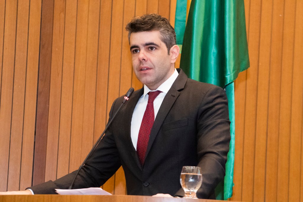 Deputado repercute manifestação de enfermeiros e técnicos de&nbsp;Enfermagem