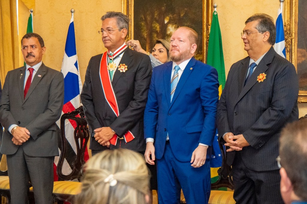 Assembleia homenageia ministro do STJ Mauro Campbell com Medalha Manuel&nbsp;Beckman