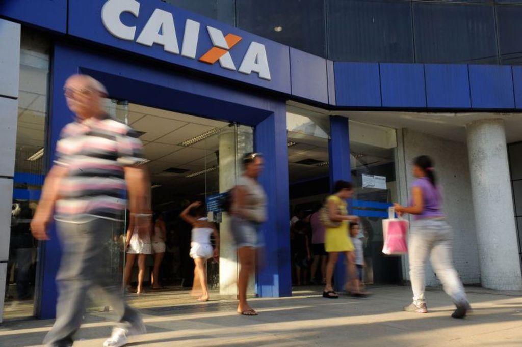 Quase 10 milhões de pessoas usarão dinheiro do FGTS para pagar&nbsp;dívidas