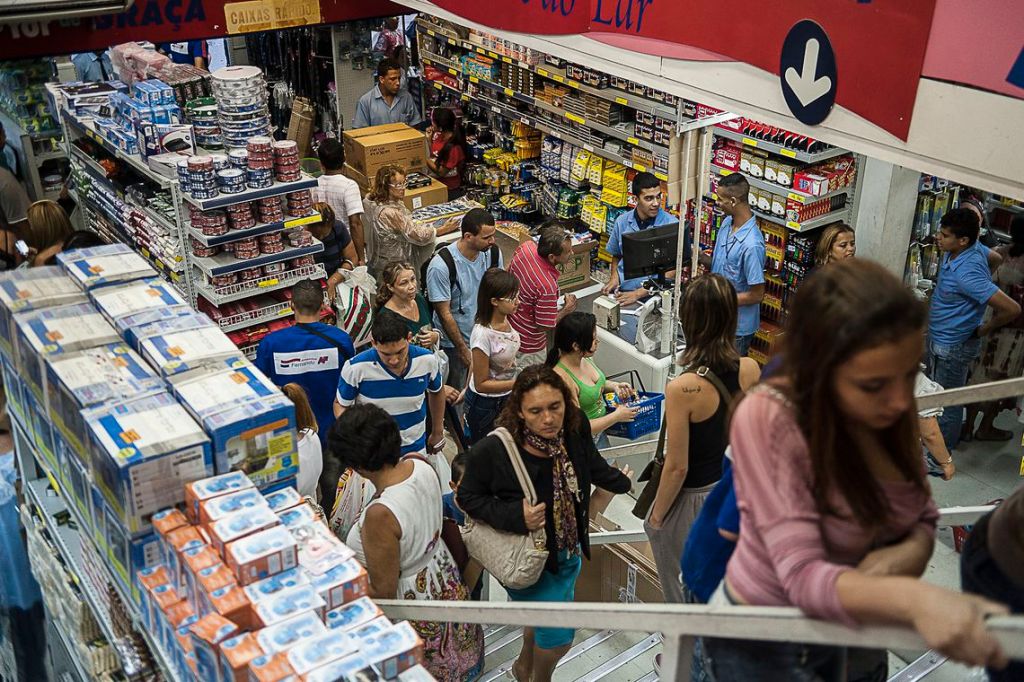Confiança do comércio sobe 1,2 ponto em&nbsp;outubro