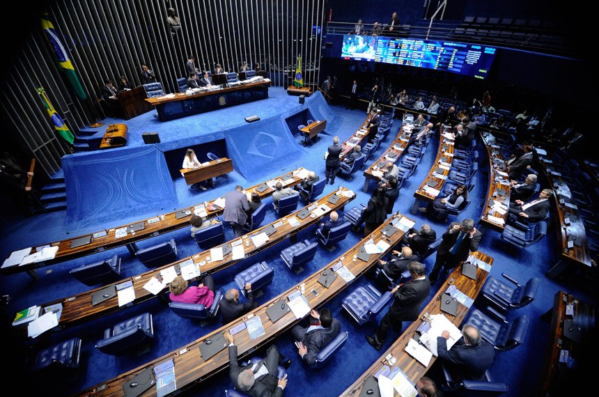 Senado deve votar reforma da Previdência em 1º turno nesta&nbsp;terça