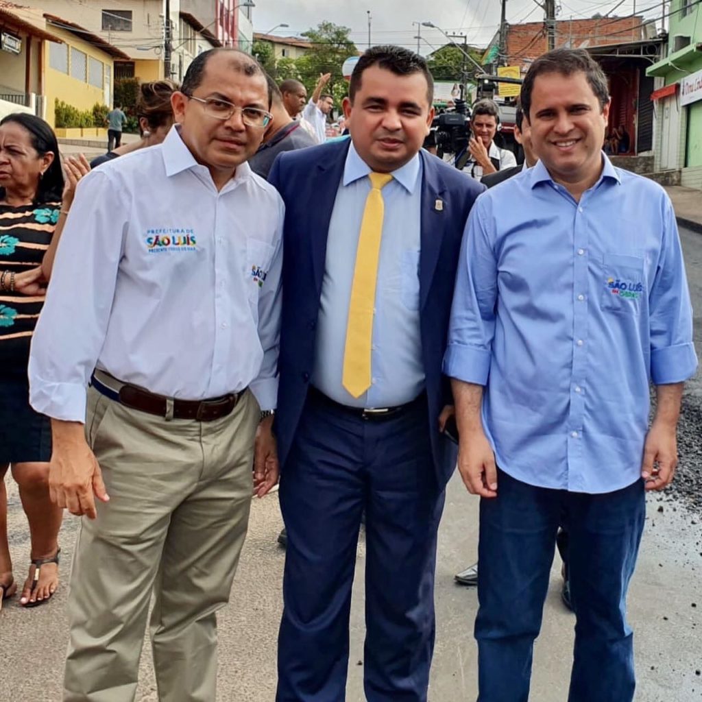 Vereador acompanha início das obras de asfaltamento no bairro&nbsp;Angelim