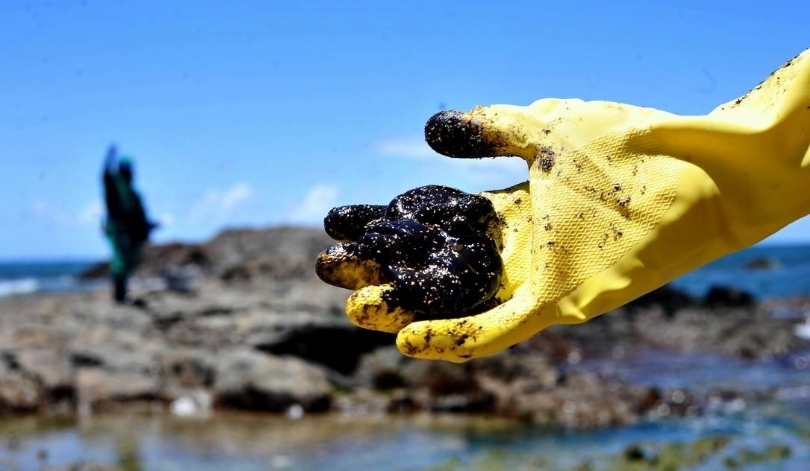 Óleo atinge local de desova de tartarugas no Espírito&nbsp;Santo