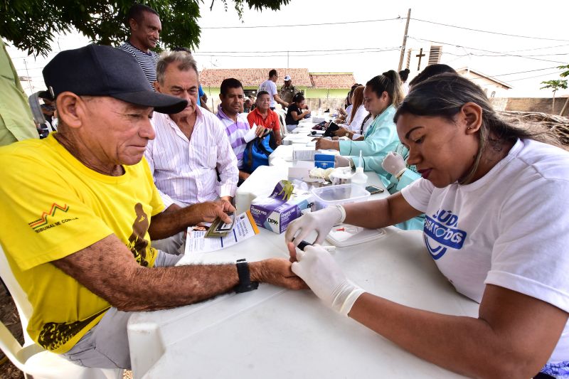 Prefeitura promove ação de prevenção ao câncer de próstata em alusão à campanha Novembro&nbsp;Azul