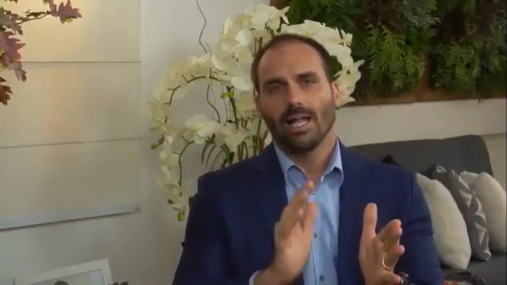 “Se a esquerda radicalizar a resposta pode ser via um novo AI-5”, diz Eduardo&nbsp;Bolsonaro
