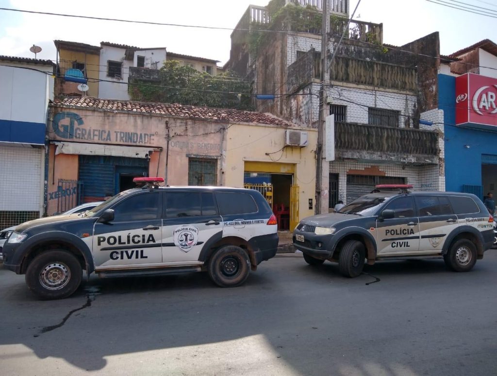 Operação da polícia prende suspeito de falsificação de&nbsp;documentos