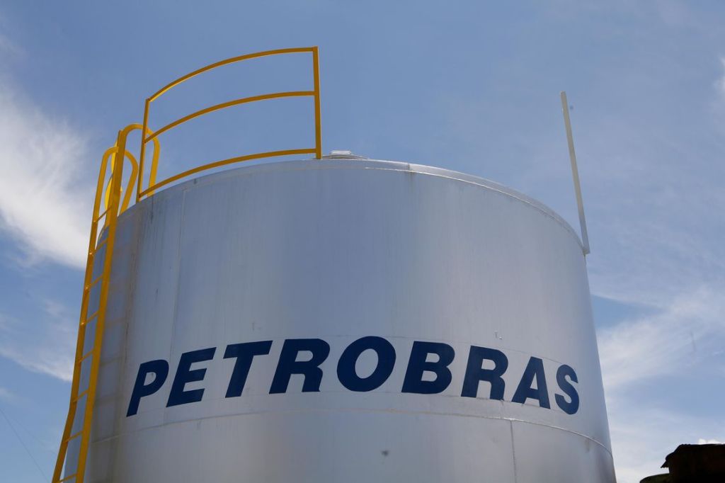 Petrobras divulga nova fase do processo de venda de&nbsp;refinarias