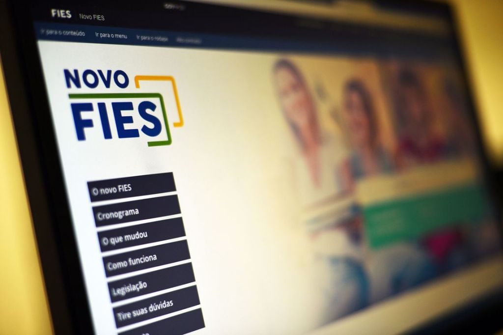 Termina amanhã prazo para renovar contratos do Fies feitos até&nbsp;2017