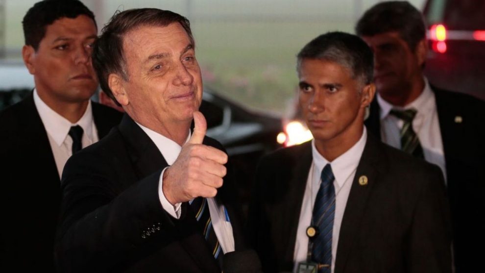 Bolsonaro assina medida provisória que extingue o&nbsp;Dpvat