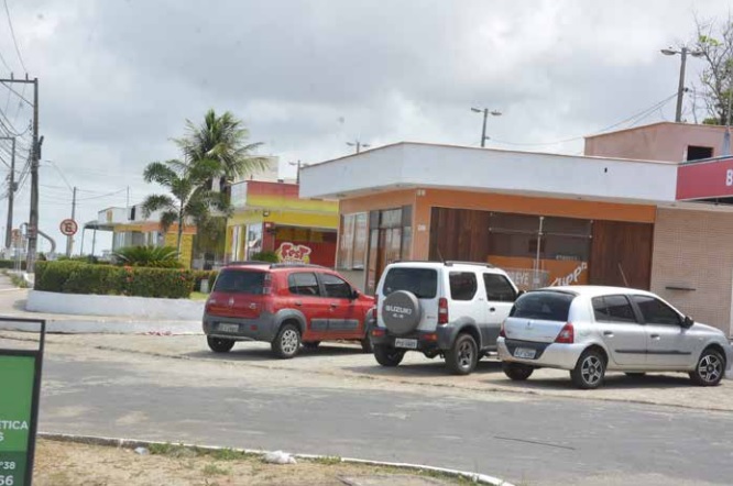 Justiça manda demolir comércio instalado no&nbsp;Barramar