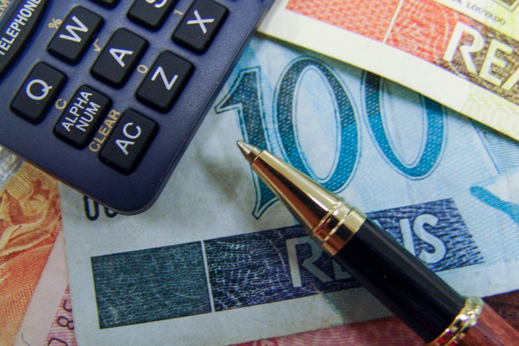 Com queda da Selic, bancos anunciam redução de taxas de&nbsp;juros
