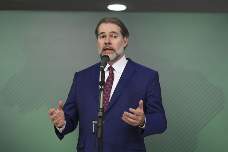 Toffoli critica ataques e diz ser “natural” que STF não agrade a&nbsp;todos