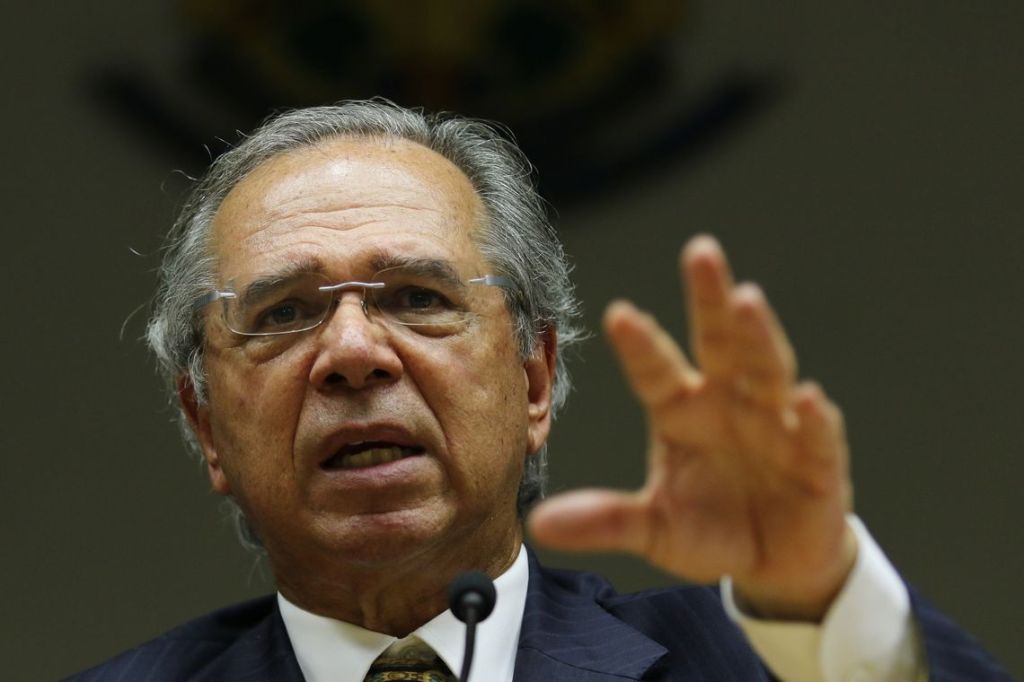 Guedes: alta da inflação fará salário mínimo ficar acima de R$&nbsp;1.031