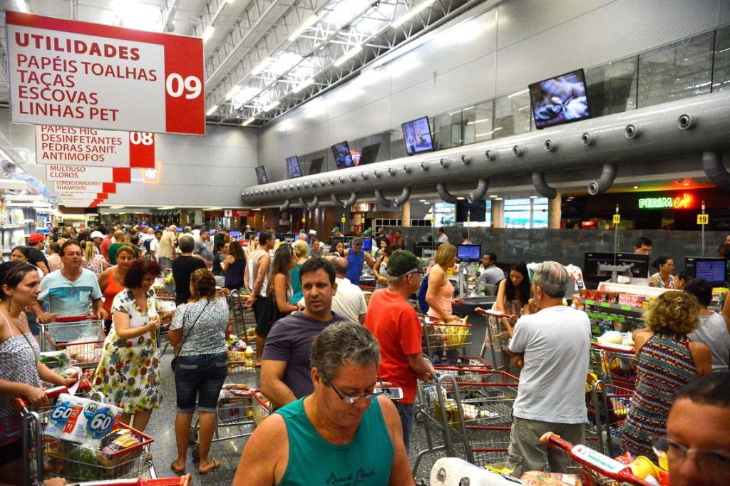Inflação para famílias com renda mais baixa cai de 1,22% para&nbsp;0,19%
