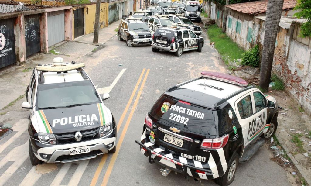Ceará cria comissão para tentar intermediar fim do motim de&nbsp;policiais