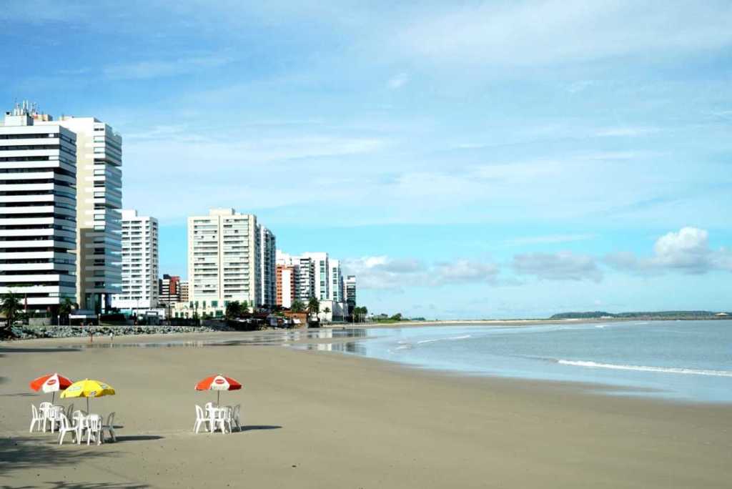 Bombeiros e Guarda Municipal realizam ação para dispersar pessoas das praias de São&nbsp;Luís