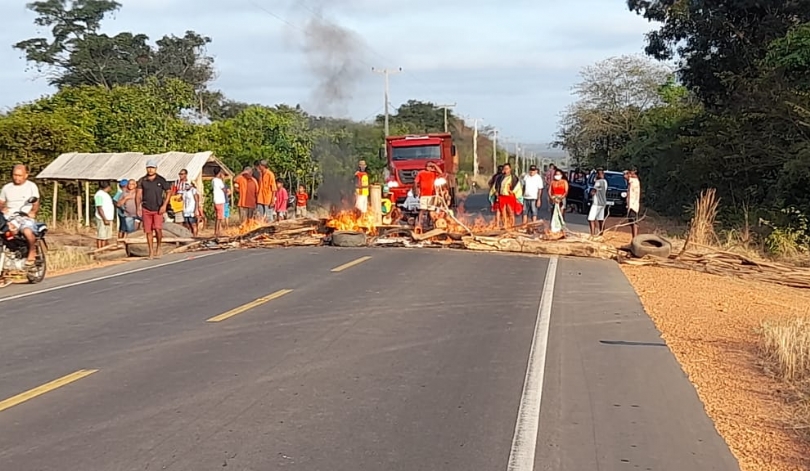 Quilombolas protestam há seis dias na&nbsp;MA-262