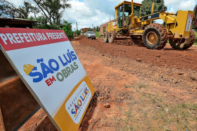 Prefeito Edivaldo inicia asfaltamento em novos bairros da zona&nbsp;rural