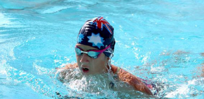 Nadadora Sofia Duailibe compete no Norte-Nordeste em&nbsp;Maceió