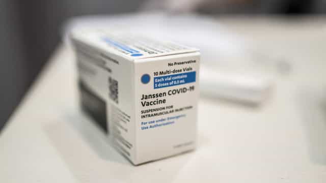 SP reserva 14 mil doses da vacina da Janssen para moradores de&nbsp;rua