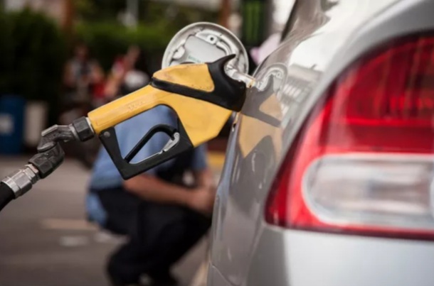 Preço da gasolina é reduzido em 3% pela&nbsp;Petrobras